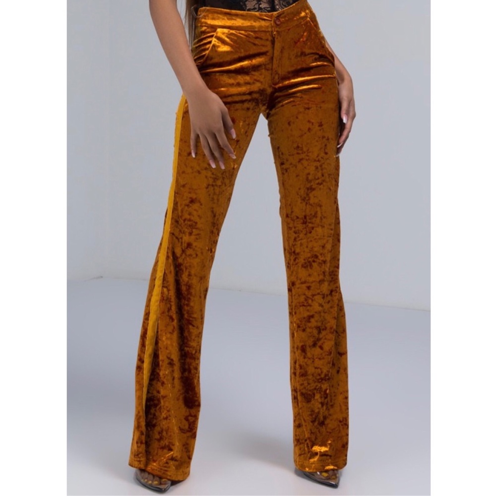 RUNNING FROM YA VELVET PANT